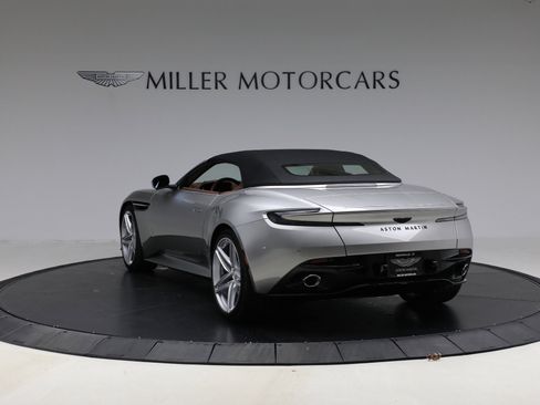 New 2026 Aston Martin DB12 Convertible image 17