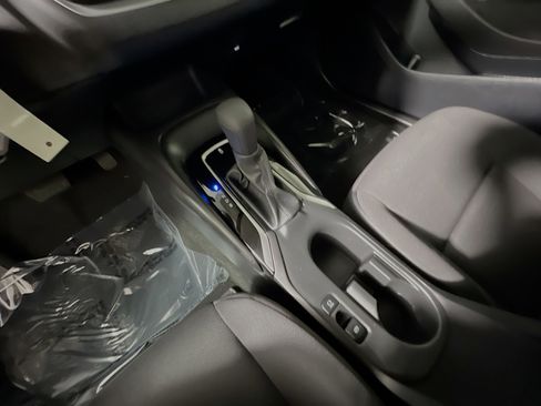 Used 2024 Toyota Corolla LE FWD image 25