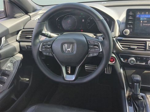 Used 2018 Honda Accord Sport image 16