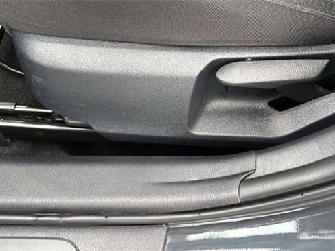 Used 2025 Toyota Camry LE image 24