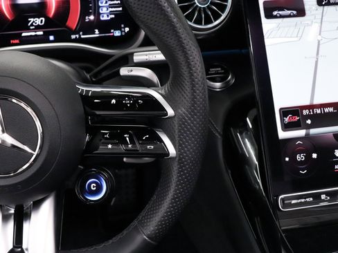 Used 2022 Mercedes-Benz SL 63 AMG 4MATIC image 36