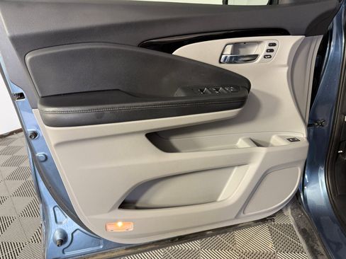 Used 2016 Honda Pilot Elite image 23