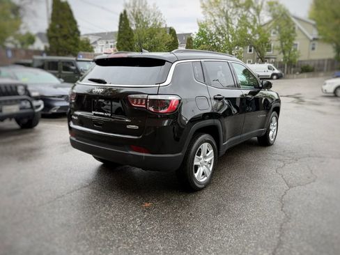 Used 2022 Jeep Compass Latitude AWD/4WD image 8
