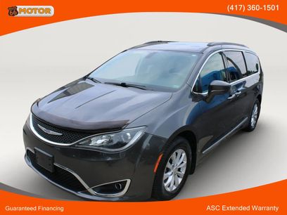 Used 2017 Chrysler Pacifica Touring-L