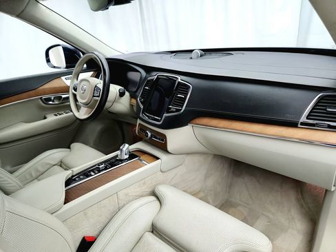 Used 2017 Volvo XC90 T8 Excellence AWD/4WD image 30