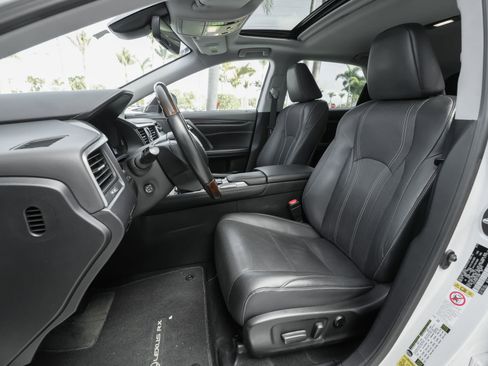 Used 2019 Lexus RX 350 FWD image 17