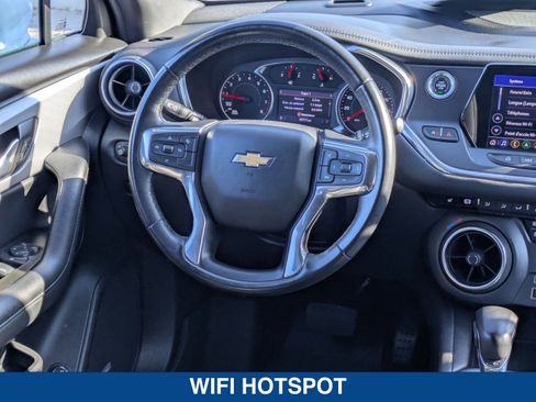 Used 2022 Chevrolet Blazer LT w/ Sound & Technology Package FWD image 18