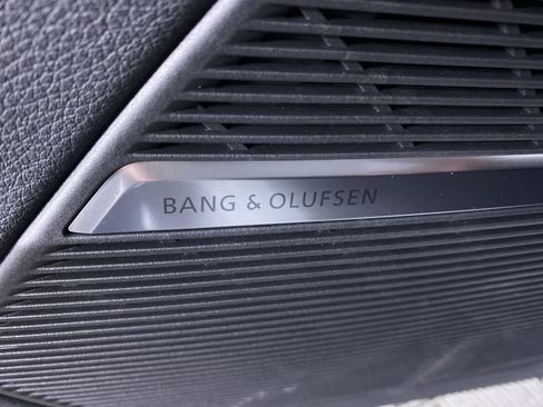 Used 2026 Audi Q7 3.0T Prestige image 14