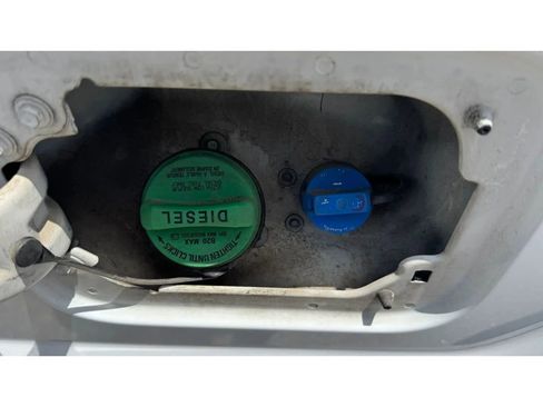 Used 2015 Ford F250 Lariat image 16