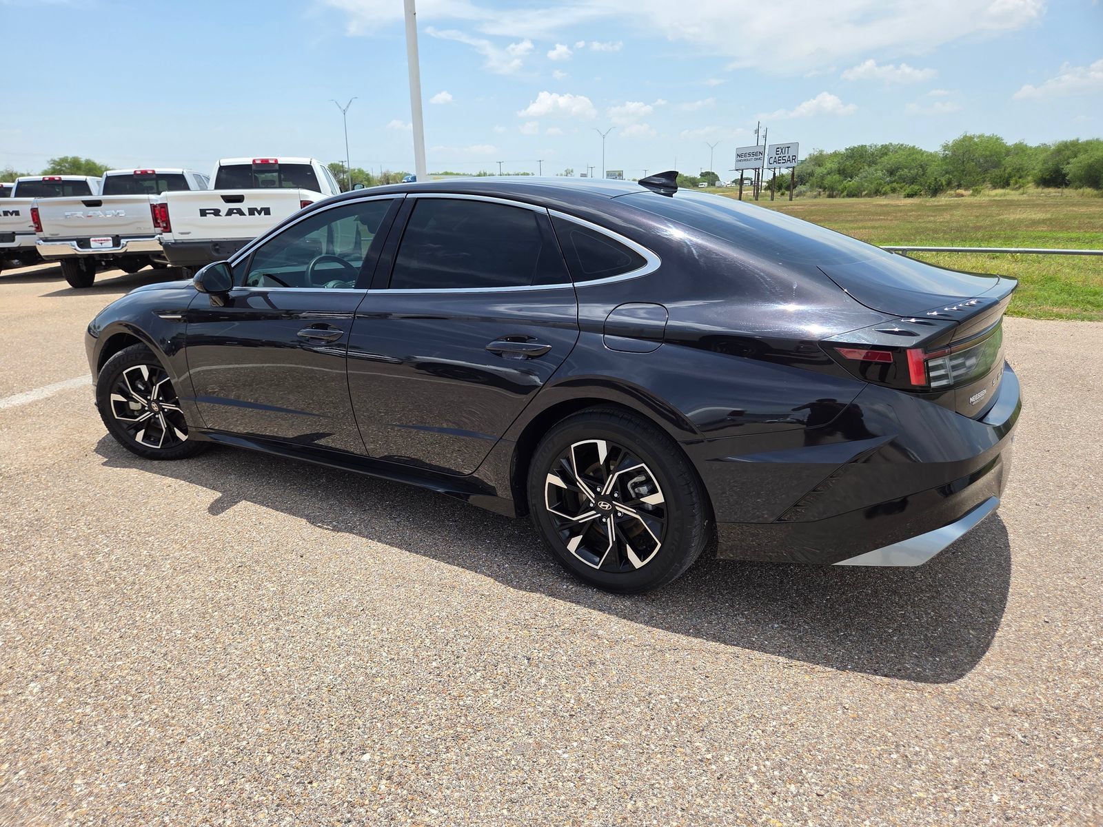 Used 2024 Hyundai Sonata SEL FWD image 5