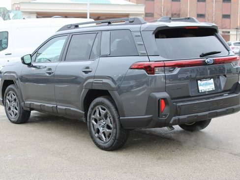 Used 2026 Subaru Outback Premium image 6