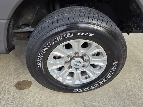 Used 2022 Ford F250 XLT w/ XLT Value Package AWD/4WD image 13