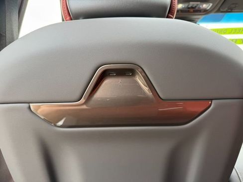 Used 2024 Lincoln Nautilus Black Label w/ Jet Appearance Package (87T) image 17