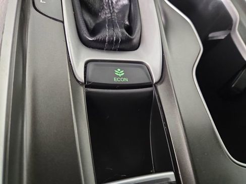 Used 2018 Honda Accord EX-L image 25