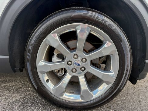 Used 2020 Ford Explorer Platinum AWD/4WD image 41