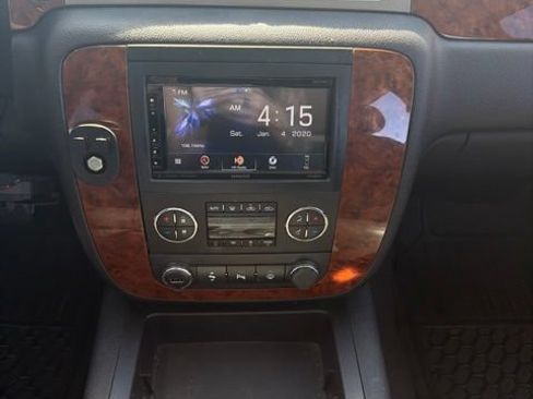 Used 2007 Chevrolet Silverado 2500 LTZ w/ Safety Package AWD/4WD image 15