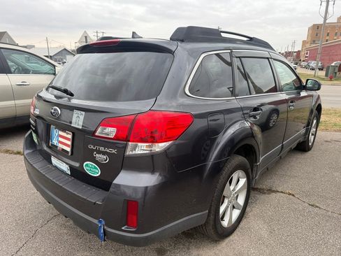 Used 2013 Subaru Outback 2.5i Limited AWD/4WD image 25
