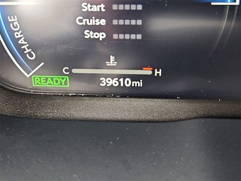 Used 2024 Toyota RAV4 XSE image 13