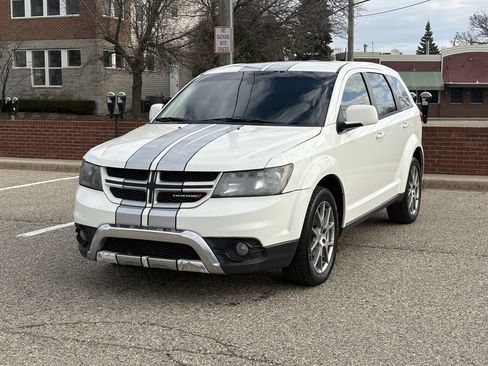 Used 2019 Dodge Journey GT AWD/4WD image 2