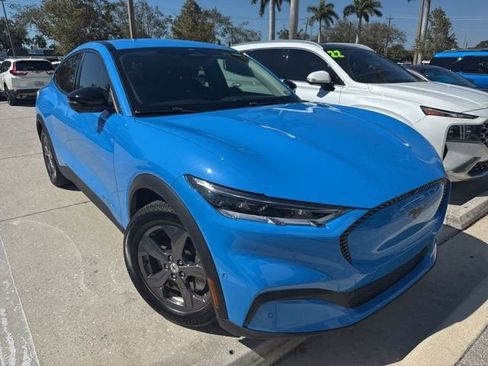Used 2023 Ford Mustang Mach-E Select image 4
