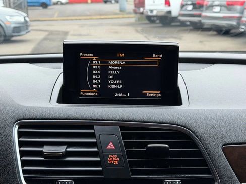 Used 2016 Audi Q3 2.0T Premium Plus image 16