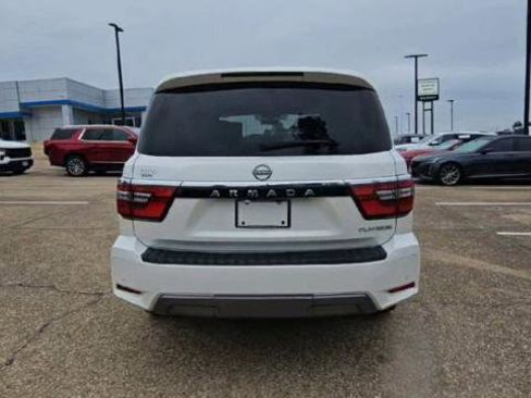 Used 2022 Nissan Armada Platinum w/ Captain's Chairs Package image 7