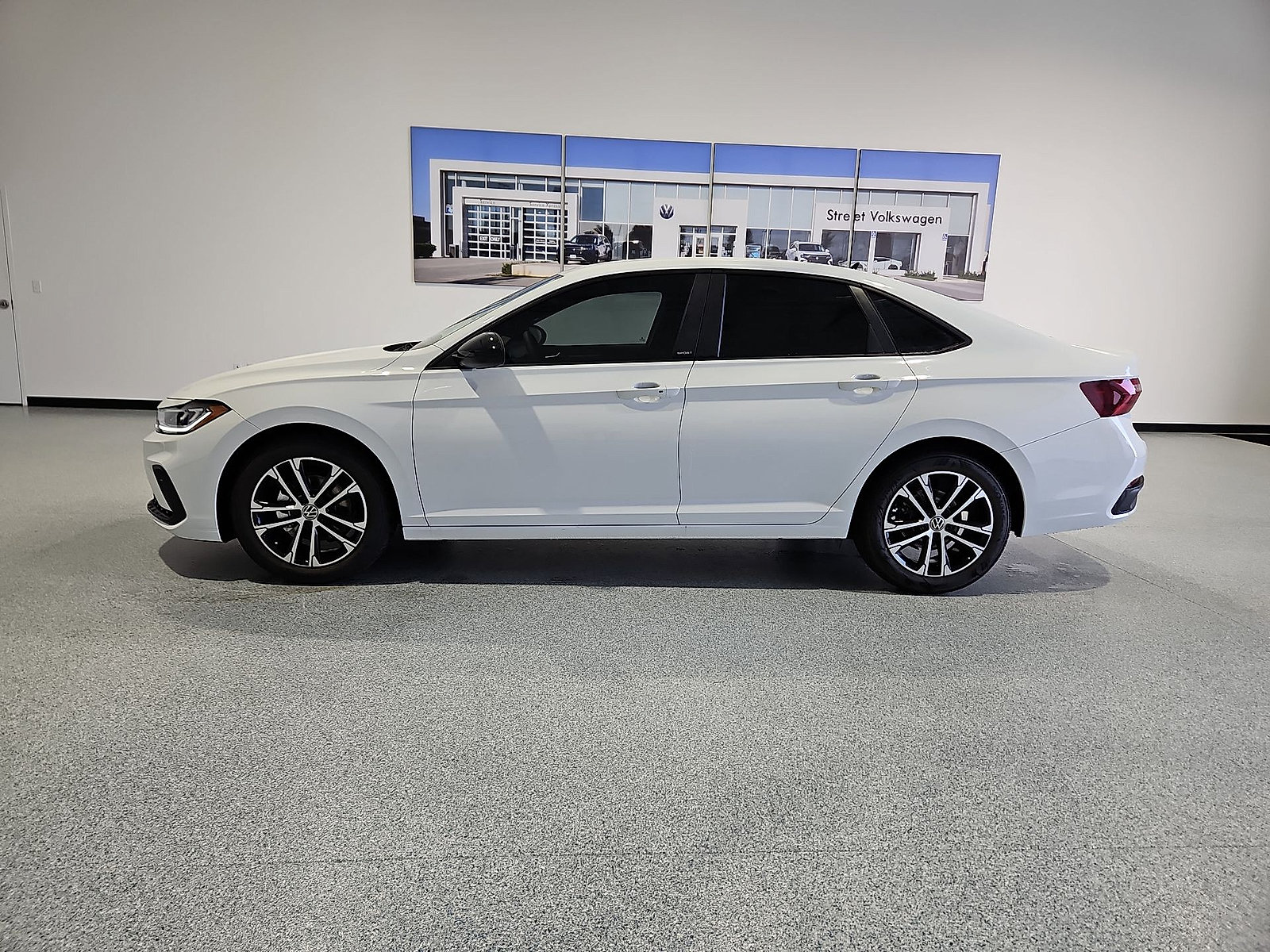 New 2027 Volkswagen Jetta Sport FWD image 5