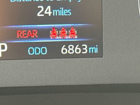 Used 2025 Toyota Corolla LE image 16