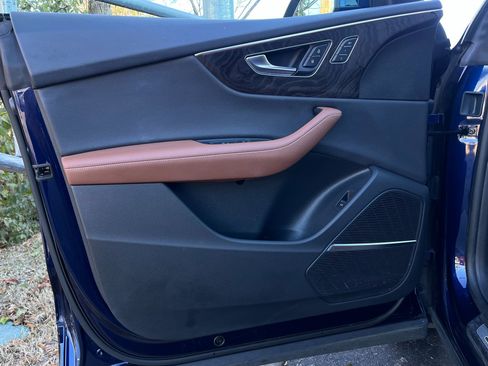 Used 2023 Audi Q8 Prestige image 47