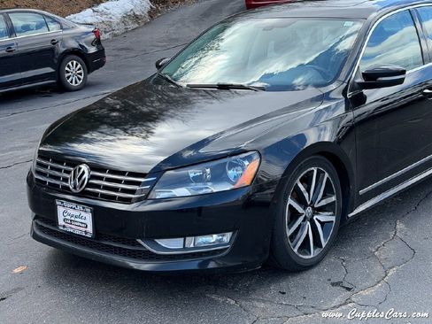 Used 2013 Volkswagen Passat TDI SEL Premium image 32