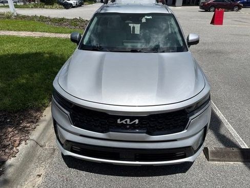 Used 2023 Kia Sorento SX Prestige AWD/4WD image 2