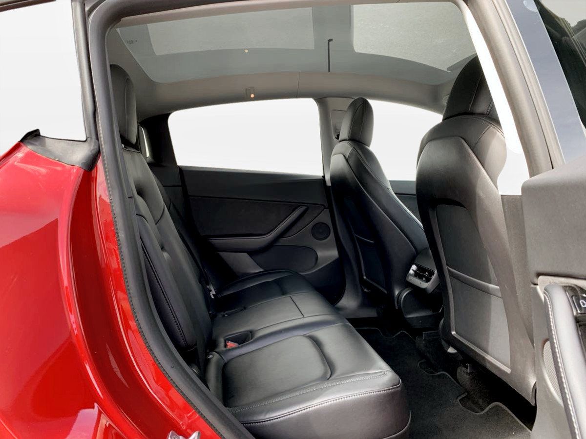 Used 2021 Tesla Model Y Long Range AWD/4WD image 17