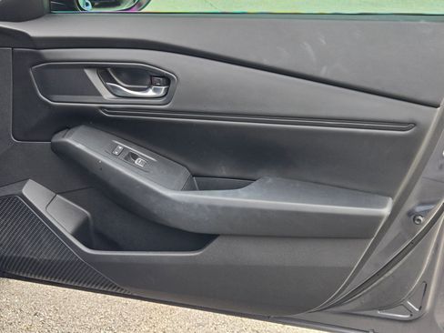 Used 2024 Honda Accord EX image 28