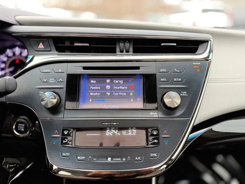 Used 2013 Toyota Avalon XLE Touring image 16