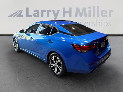 Used 2023 Nissan Sentra SV FWD image 3