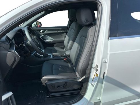 Used 2025 Audi Q3 2.0T Premium image 8