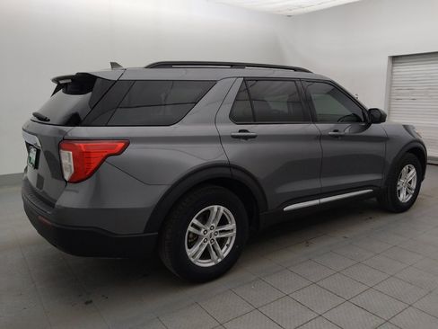 Used 2023 Ford Explorer XLT RWD image 10