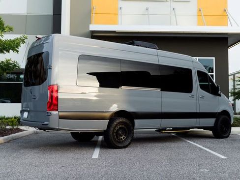 Used 2019 Mercedes-Benz Sprinter 4x4 170 image 3