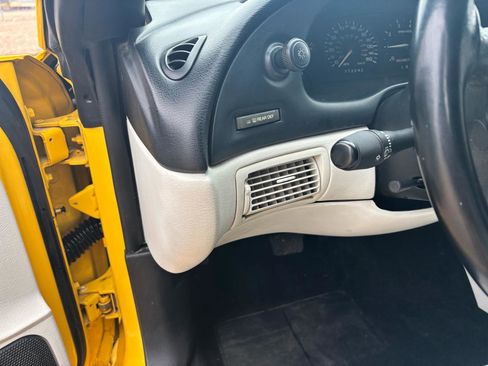 Used 1995 Ford Mustang GT image 12