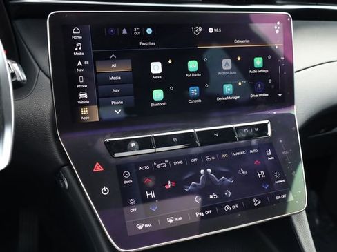 Used 2024 Maserati Grecale GT image 15