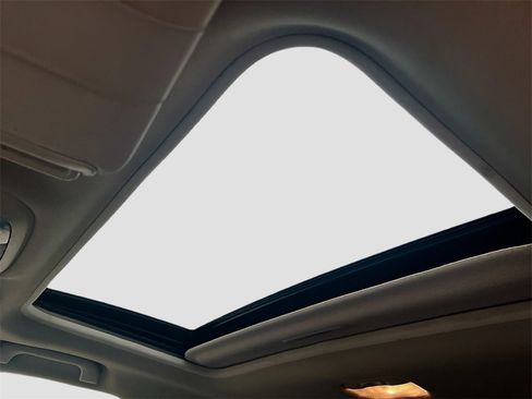 Used 2023 Subaru Crosstrek 2.5i Limited image 23