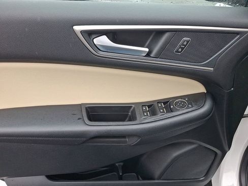 Certified 2022 Ford Edge SEL w/ Convenience Package image 12