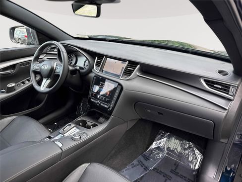 Certified 2025 INFINITI QX55 Essential AWD/4WD image 28