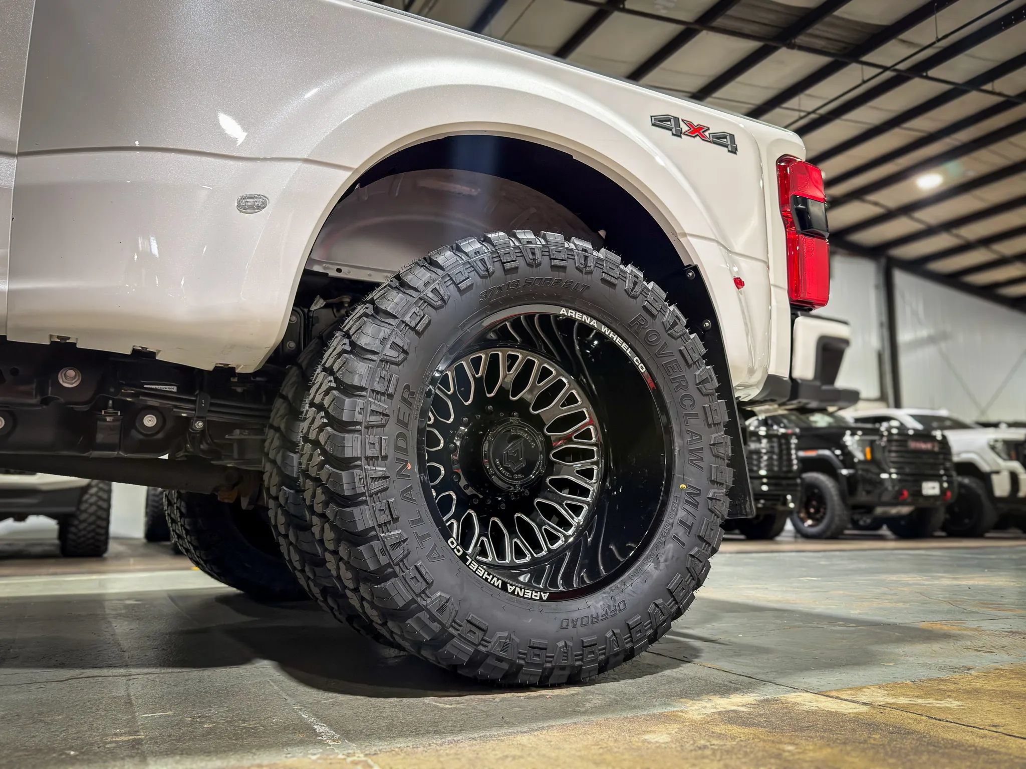 Used 2026 Ford F450 Platinum w/ Platinum Plus Package AWD/4WD image 9