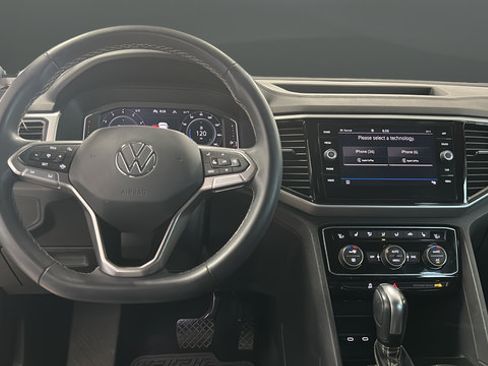 Used 2022 Volkswagen Atlas Cross Sport SE AWD/4WD image 15