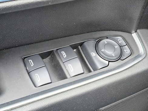 Used 2025 Chevrolet Silverado 1500 LT image 21