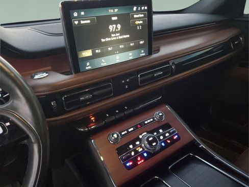 Used 2021 Lincoln Aviator Reserve w/ Equipment Group 201A image 19