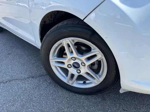 Used 2018 Ford Fiesta SE image 32