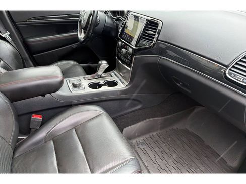 Used 2020 Jeep Grand Cherokee Trailhawk w/ Trailhawk Luxury Group image 18