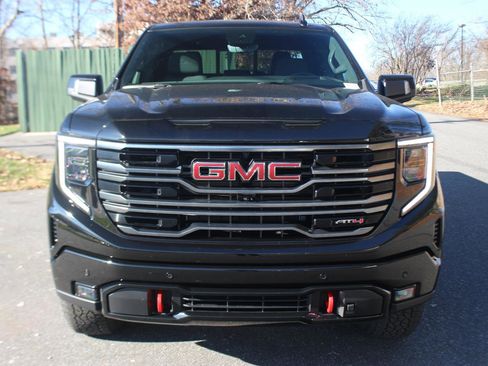 New 2026 GMC Sierra 1500 AT4 w/ AT4 Premium Package image 2
